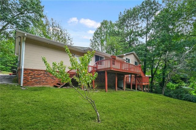 2145 Datona Drive SW, South Fulton, GA 30331