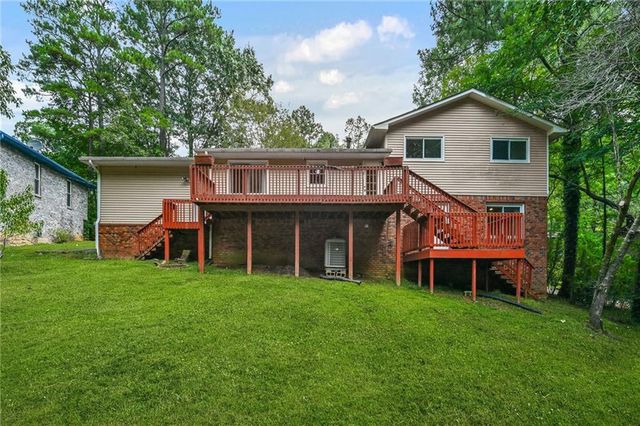 2145 Datona Drive SW, South Fulton, GA 30331
