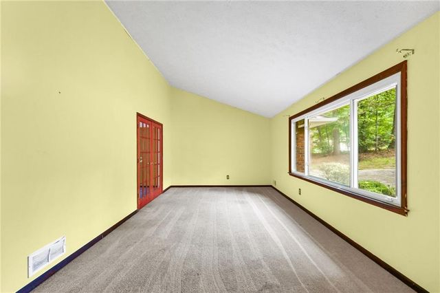 2145 Datona Drive SW, South Fulton, GA 30331