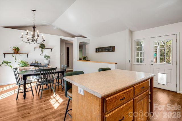 348 Big Raven Lane, Saluda, NC 28773