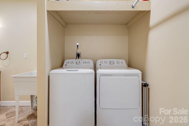 348 Big Raven Lane, Saluda, NC 28773