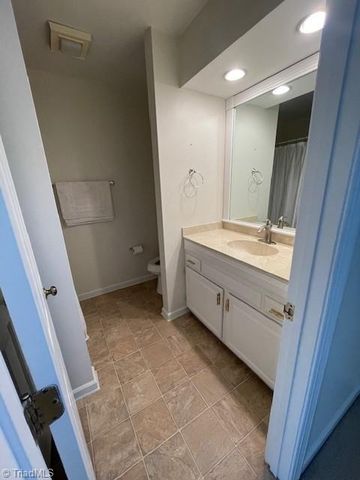 844 Brookleigh Court, Winston-salem, NC 27104