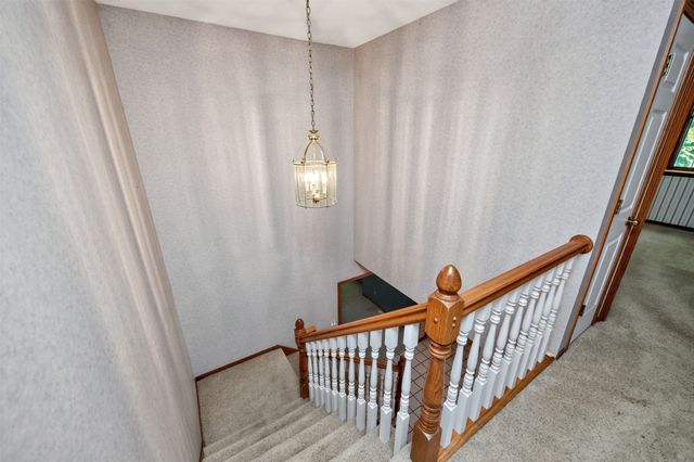 10022 Valdez Drive, Urbandale, IA 50322
