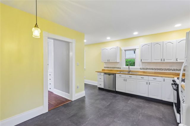 1112 Oneil Blvd, Mckeesport, PA 15132