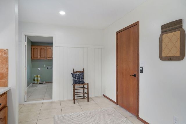 8383 W Sunset Drive, Springfield, MO 65802