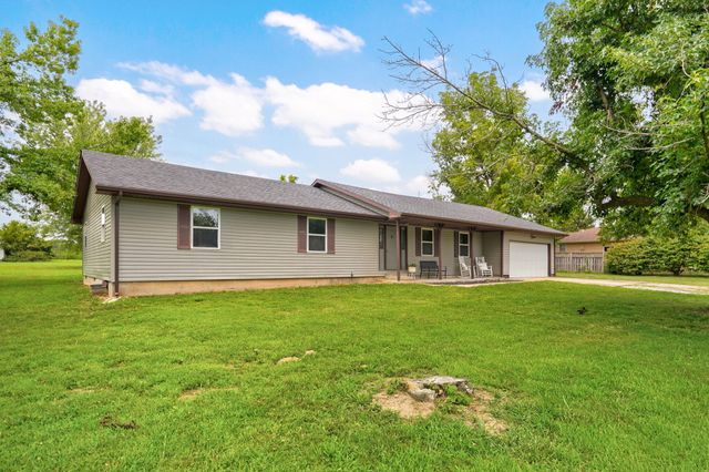 8383 W Sunset Drive, Springfield, MO 65802