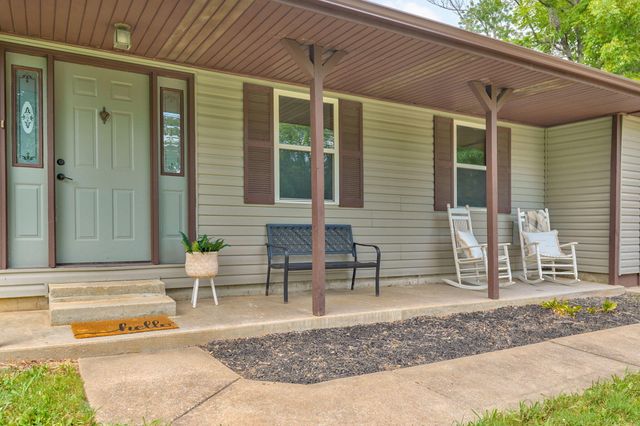 8383 W Sunset Drive, Springfield, MO 65802