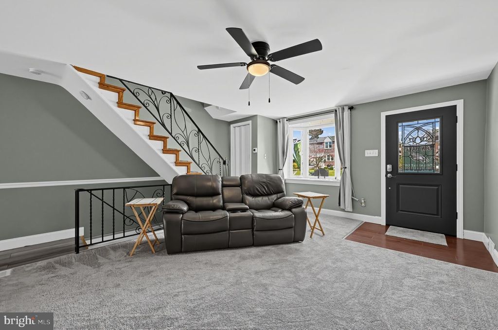 804 HILLCREST DR, GLENOLDEN, PA 19036 — photo 5
