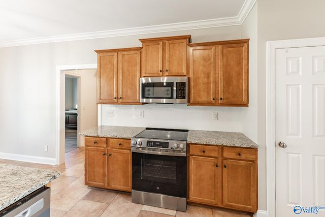 144 Valley Stone Road, Huntsville, AL 35811