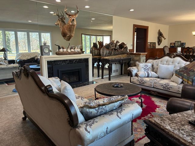 23 Evergreen Road, North Oaks, MN 55127