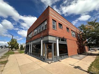2265 Delaware Ave Avenue South Apt, Buffalo, NY 14216
