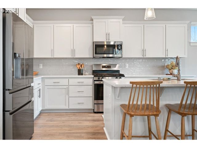 6439 N 87TH Ct, Camas, WA 98607