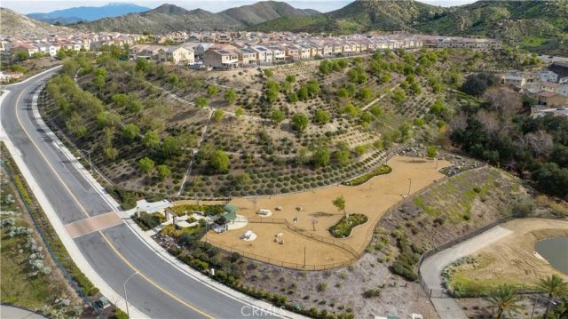 2145 Laurel canyon, Los Angeles, CA 90046