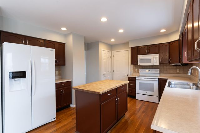 6322 Remington Cove, Burlington, KY 41005