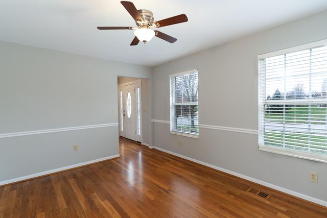 6322 Remington Cove, Burlington, KY 41005