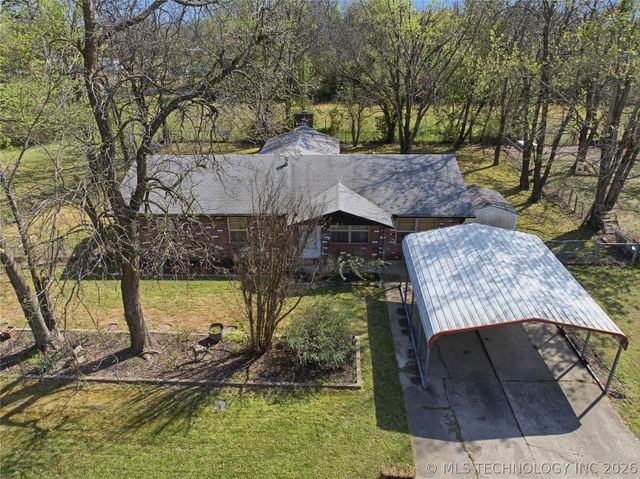 403 SW 2nd Street, Wagoner, OK 74467