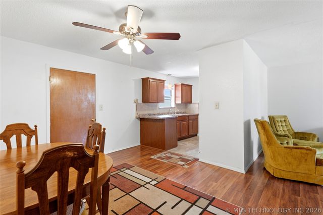 403 SW 2nd Street, Wagoner, OK 74467