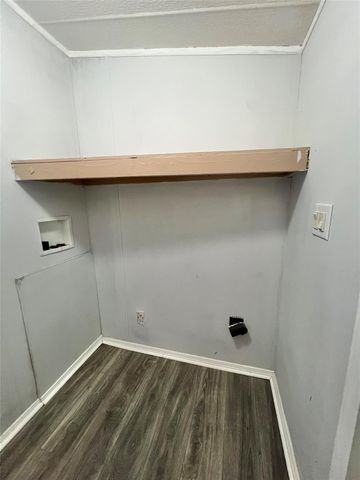 2525 Oyster Creek Bend, Oyster Creek, TX 77541