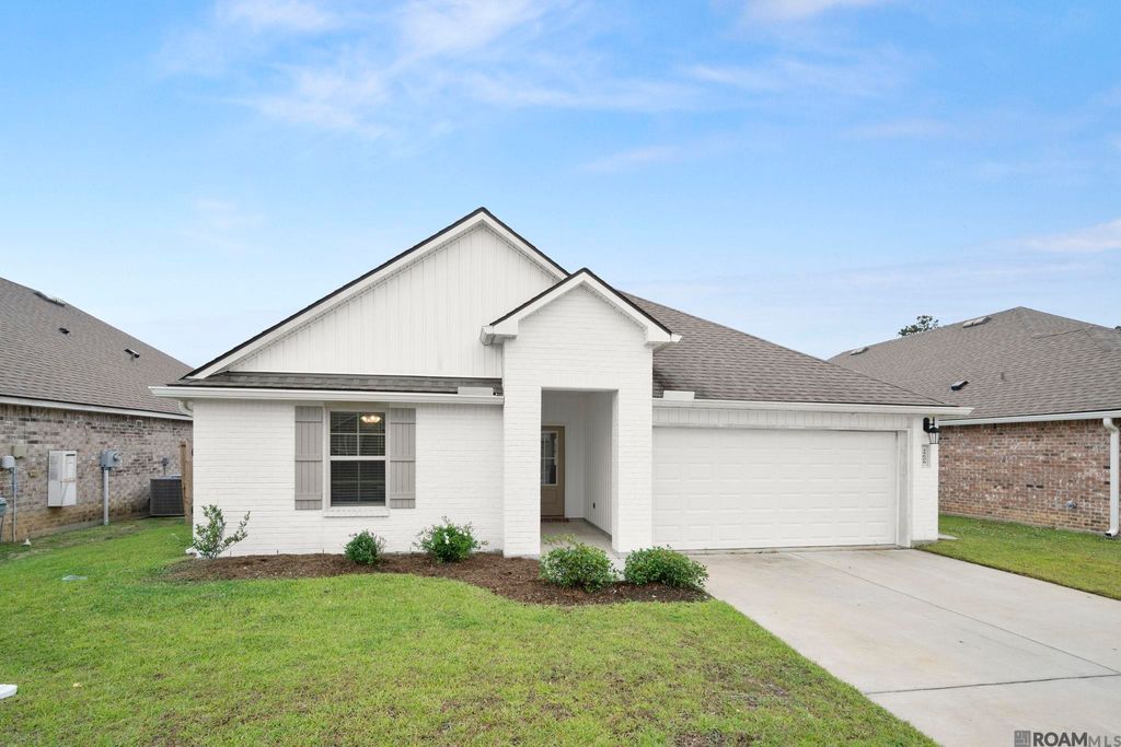 35608 Grovemont Dr, Denham Springs, LA 70706