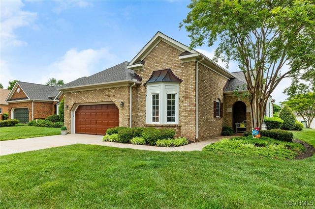 906 Nicolay Pl, Midlothian, VA 23114