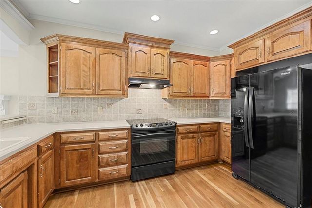 5418 W 145th Street, Leawood, KS 66224