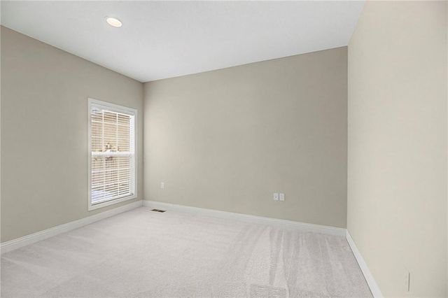 5418 W 145th Street, Leawood, KS 66224