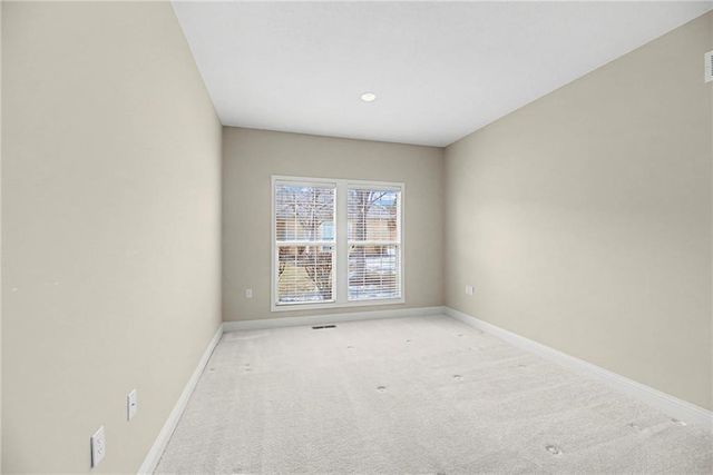 5418 W 145th Street, Leawood, KS 66224