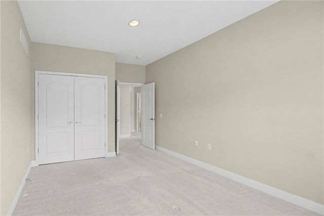 5418 W 145th Street, Leawood, KS 66224