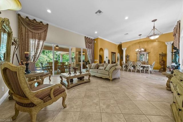 3681 11th AVE SW, Naples, FL 34117