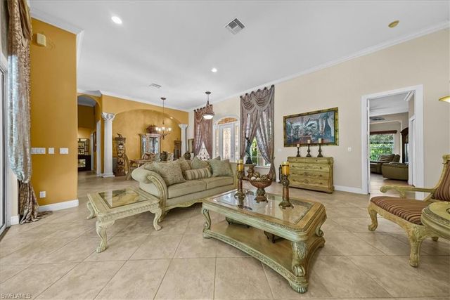 3681 11th AVE SW, Naples, FL 34117