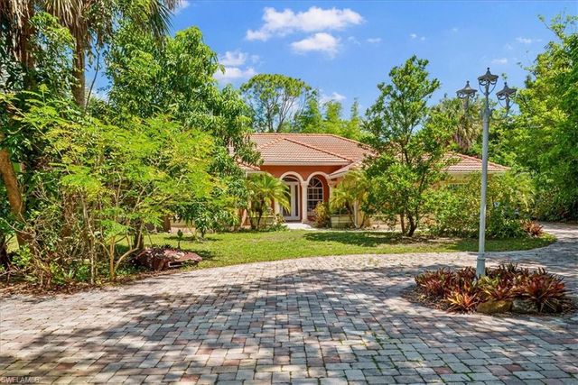 3681 11th AVE SW, Naples, FL 34117