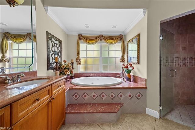 3681 11th AVE SW, Naples, FL 34117