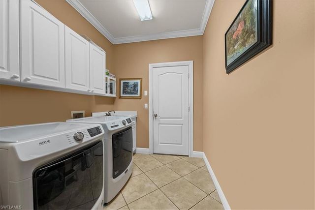 3681 11th AVE SW, Naples, FL 34117