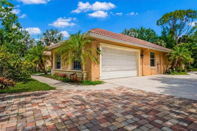 3681 11th AVE SW, Naples, FL 34117