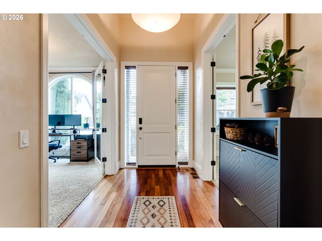 2251 COMSTOCK Ave, Eugene, OR 97408