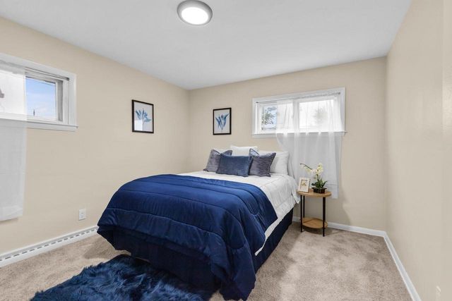 7118 W Medford AVENUE, Milwaukee, WI 53218