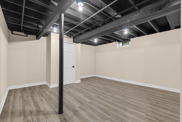 7118 W Medford AVENUE, Milwaukee, WI 53218