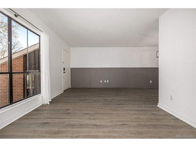 3550 S Harlan St 220, Denver, CO 80235