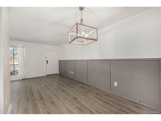 3550 S Harlan St 220, Denver, CO 80235