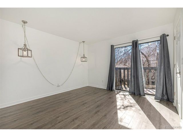 3550 S Harlan St 220, Denver, CO 80235