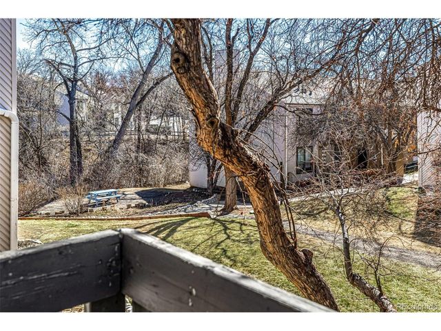 3550 S Harlan St 220, Denver, CO 80235