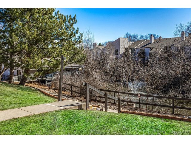 3550 S Harlan St 220, Denver, CO 80235