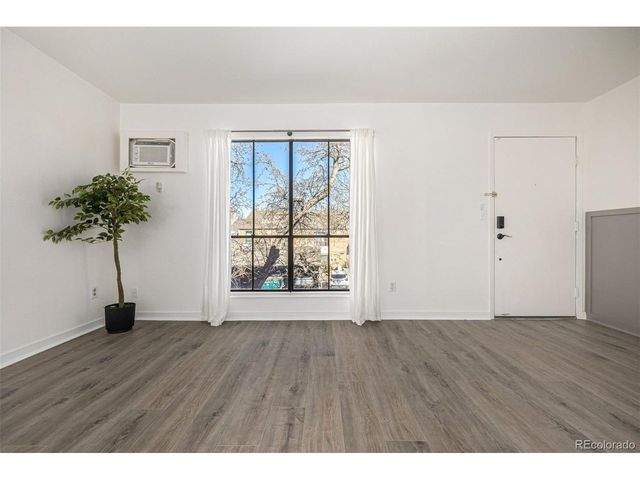 3550 S Harlan St 220, Denver, CO 80235