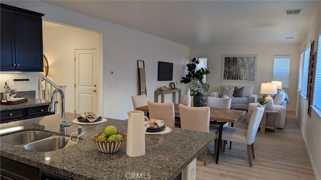 6341 Waterstone, Fontana, CA 92336