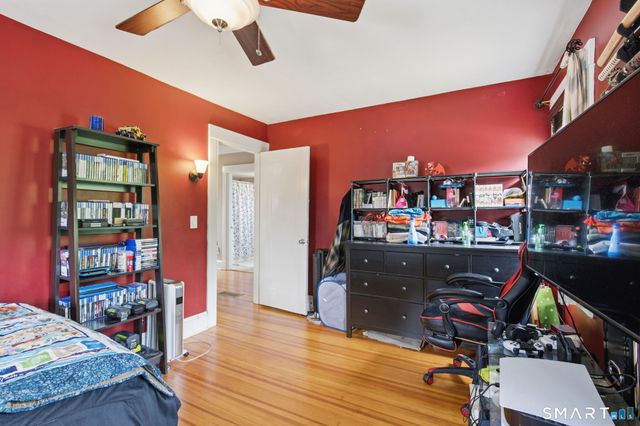 250 Bradley Avenue, Waterbury, CT 06708