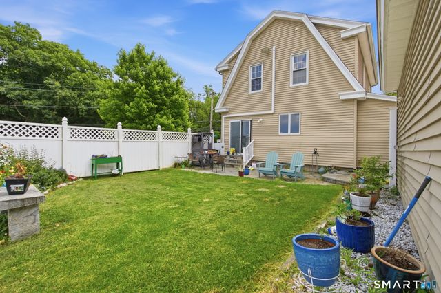 250 Bradley Avenue, Waterbury, CT 06708