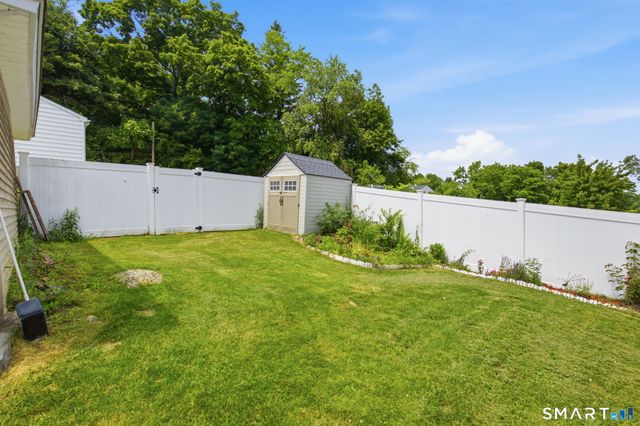 250 Bradley Avenue, Waterbury, CT 06708
