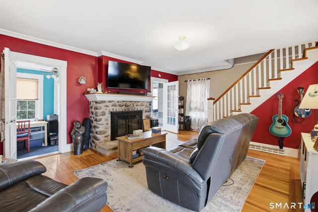 250 Bradley Avenue, Waterbury, CT 06708