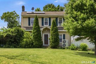 250 Bradley Avenue, Waterbury, CT 06708