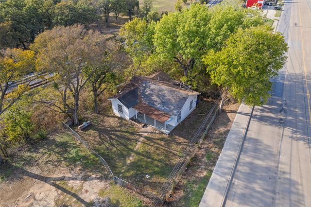 608 E Kennedale Parkway, Kennedale, TX 76060